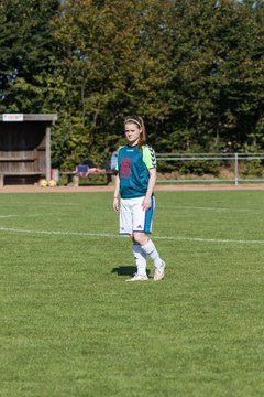 Bild 132 - B-Juniorinnen Krummesser SV - SV Henstedt Ulzburg : Ergebnis: 0:3